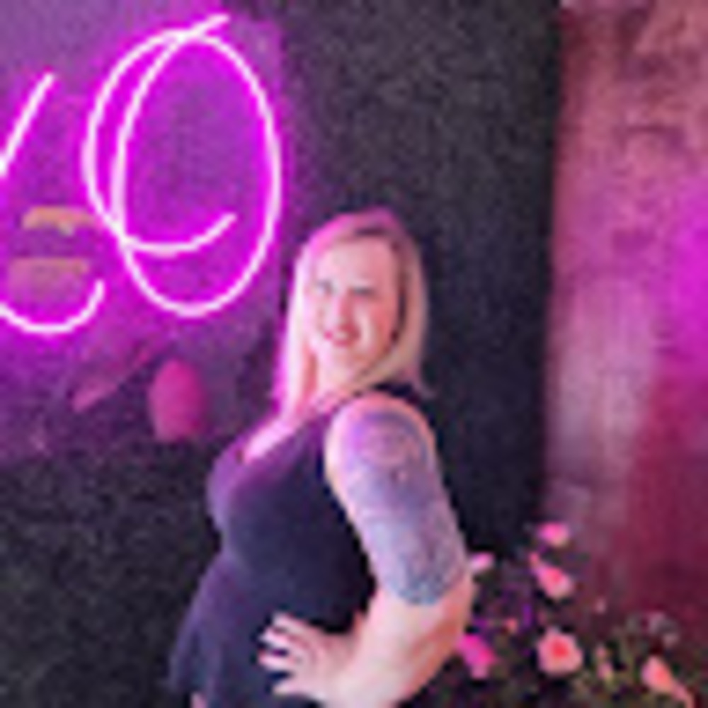 Meet your Posher, Hayley